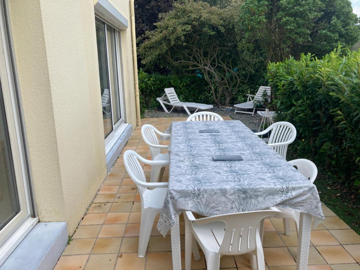 Maison Familiale Dans Une Rue Paisible Gouville-sur-Mer Zewnętrze zdjęcie